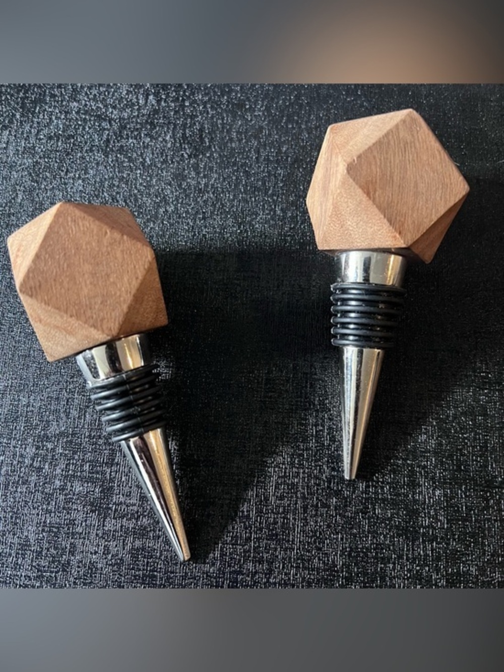 Set of 2 wine bottle stoppers NWOT